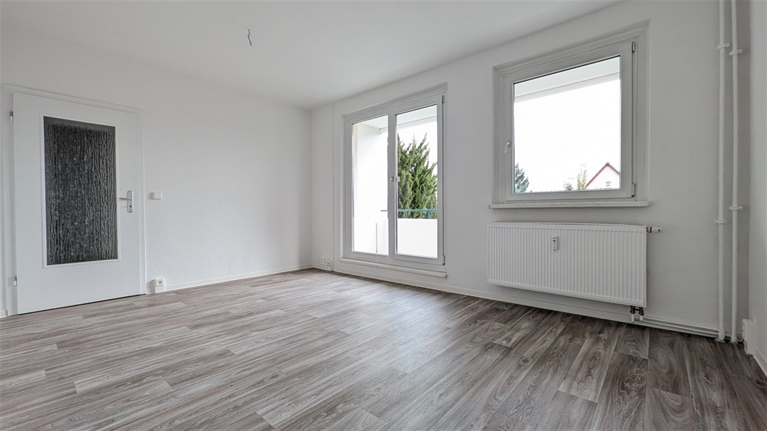 Wohn- und Schlafzimmer