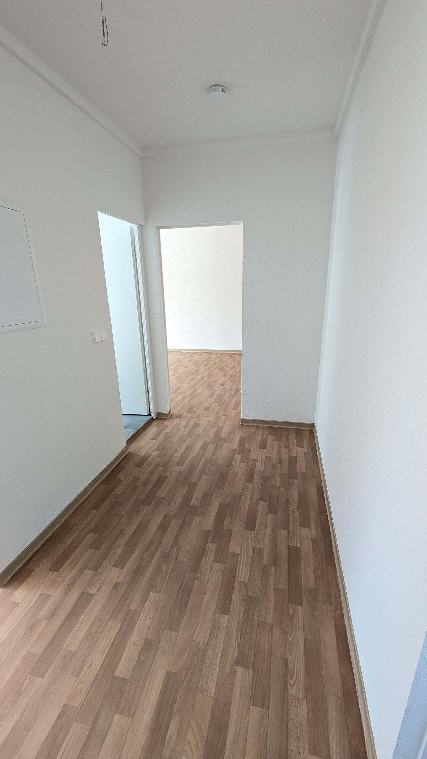 Welzow, Sportlerweg 18, Flur