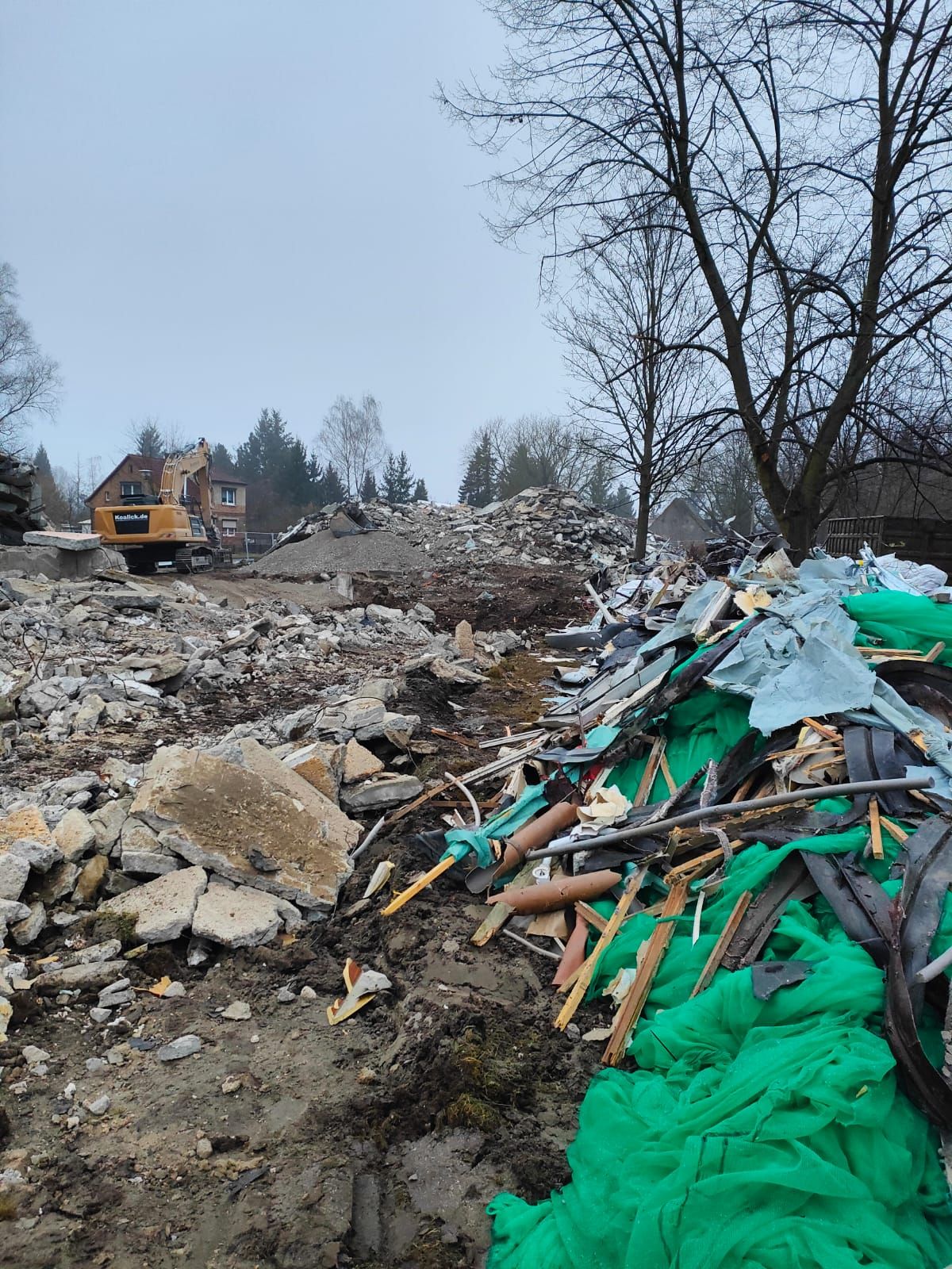 Tschernitz, Am Lohnteich 4a-d und 6a-d, Rückbau, Januar 2025 Bild Nr. 6