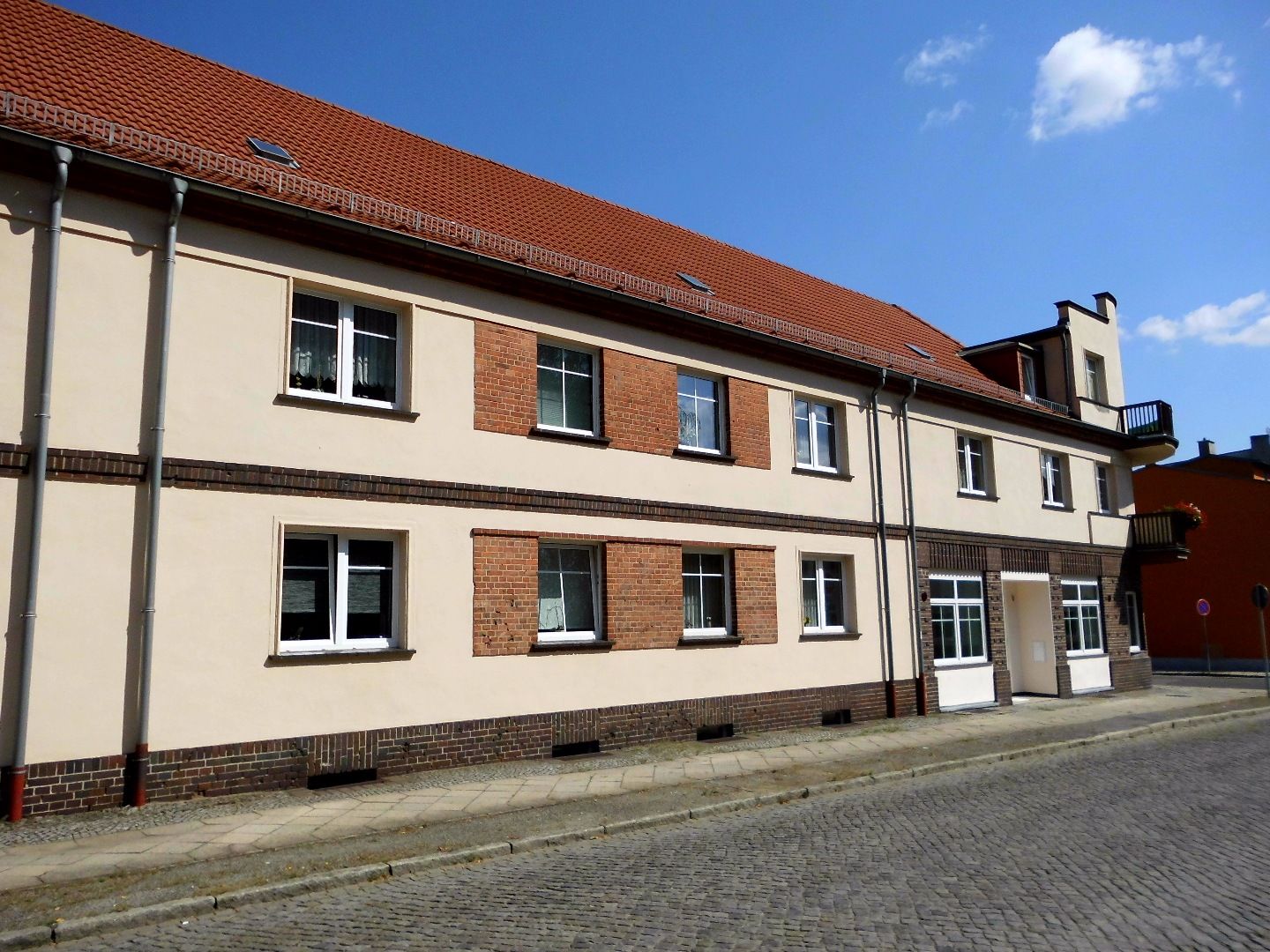 Kollerberg / Schomberg, Heinrichsfelder Allee 15-17