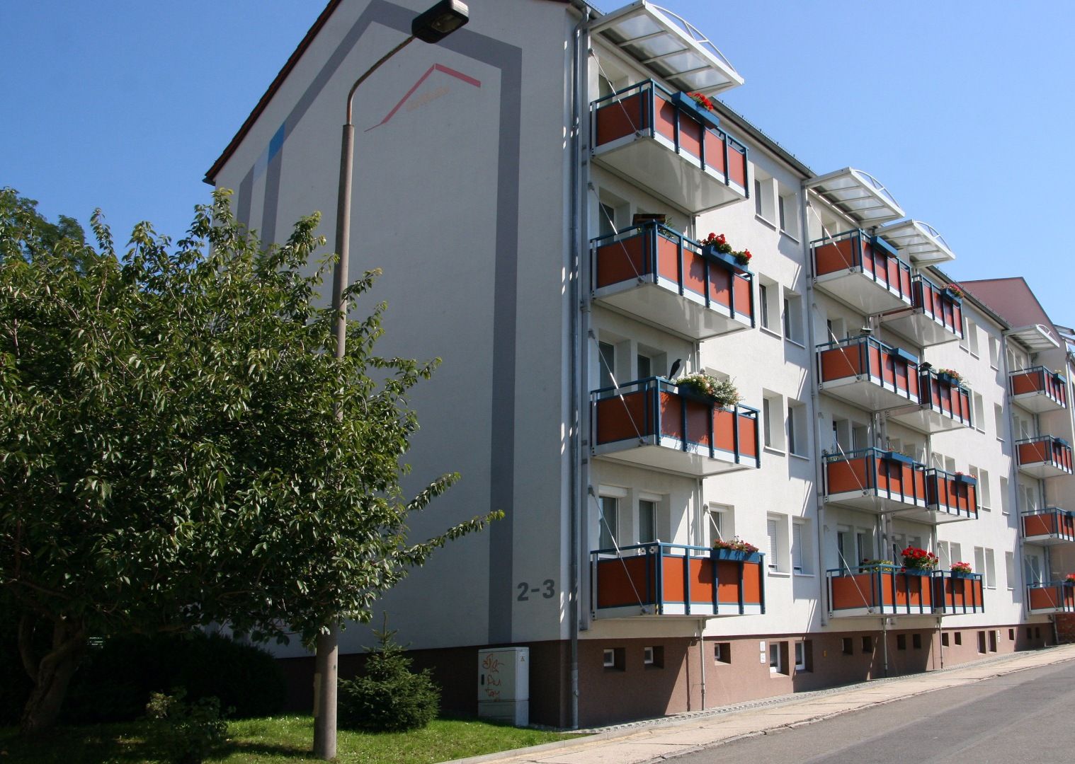 Zentrumsnähe, Bergstraße 2, 3