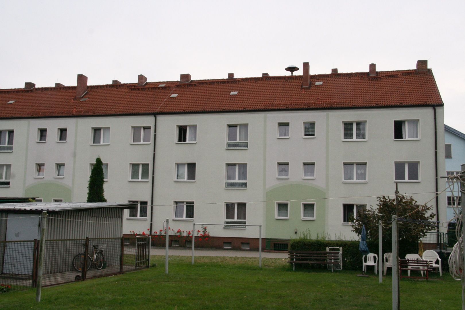 Tschernitz, Jahnstr. 1a-b